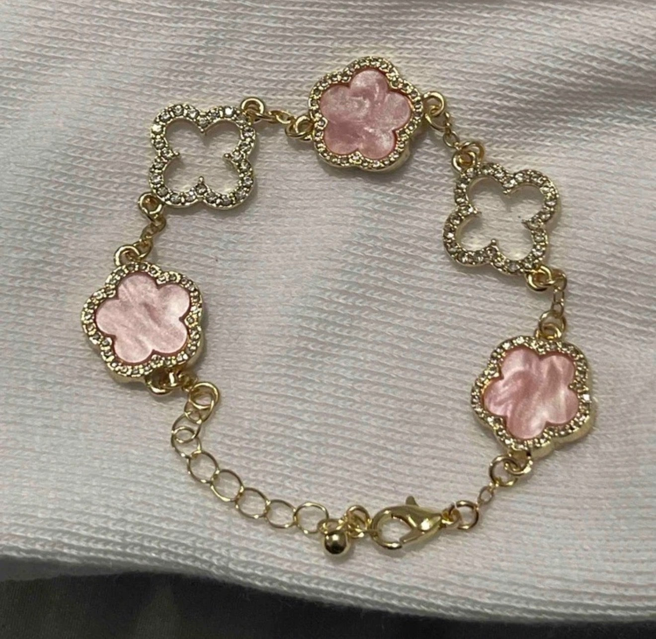 2pcs Pink Crystal Clover Bracelet